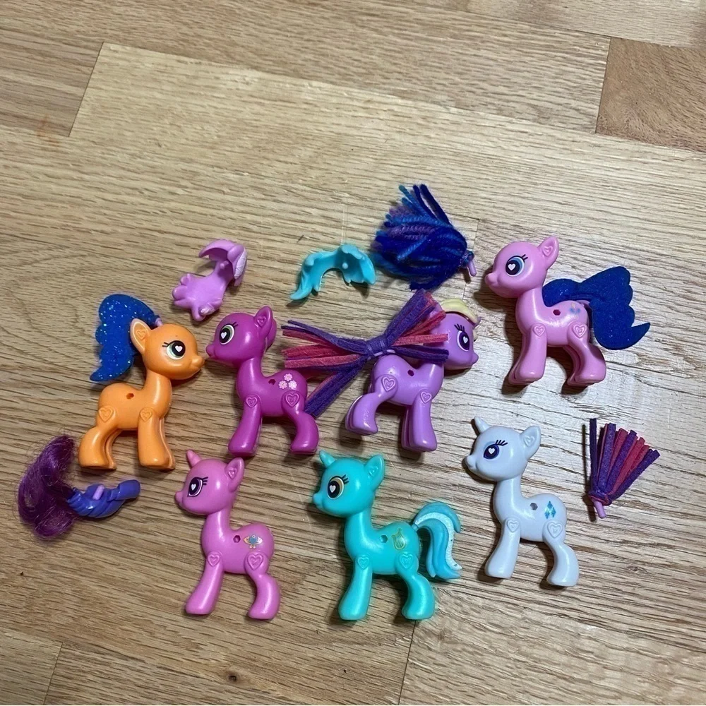My Little Pony Plastic Click and Change Plastic Horses W/ Accessory Hair Kid Toy
